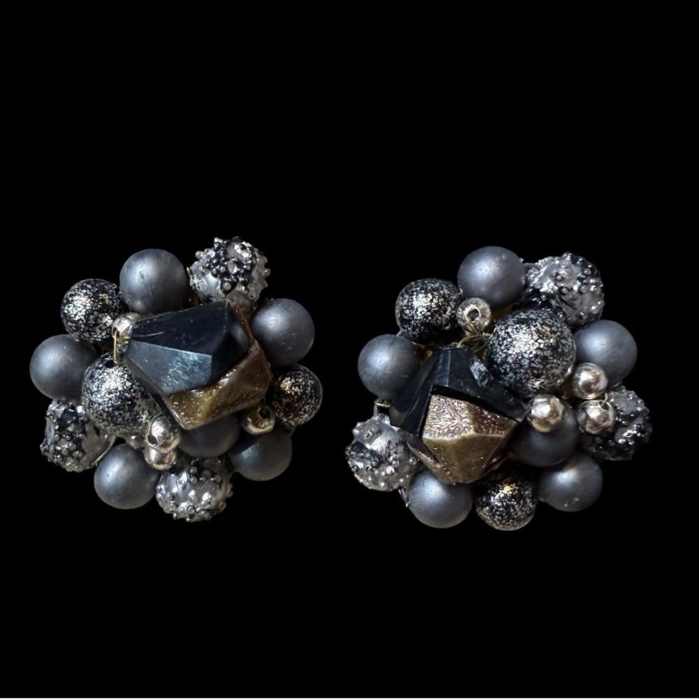 Vintage Japan Sparkle Cluster Stud Earrings in Metallic Gray and Silver